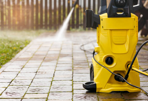 Best Pool Deck Cleaning in Bangs, TX